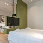 Live In Style *