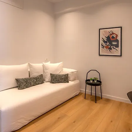 Live In Style Apartment