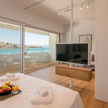 Live In Style Apartment *