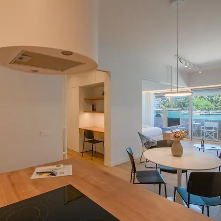 Live In Style Apartment